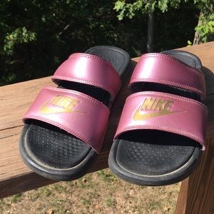 SOLD—Nike duo slide womens dusty rose gold sandals size 8